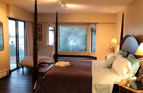 West Vancouver House | 🆕 ***New*** Immaculate ocean view 3bdrm, 2bth - West Vancouver