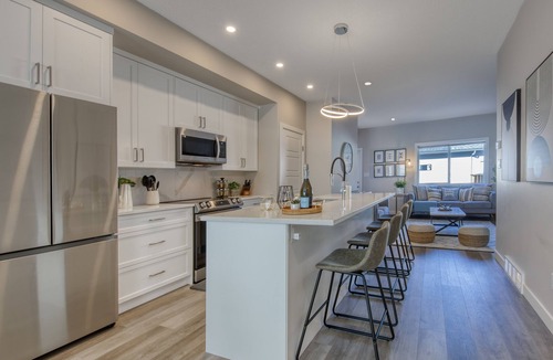 East Kootenay House | New Lux 4 Bedroom W/Arcade Games - Minutes to Hot Springs