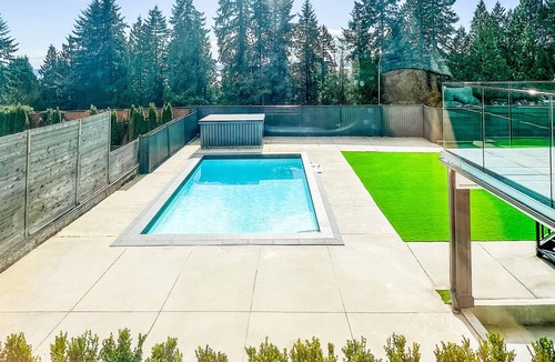 Hollyburn House | New Luxury Large Modern Home with Pool & Views