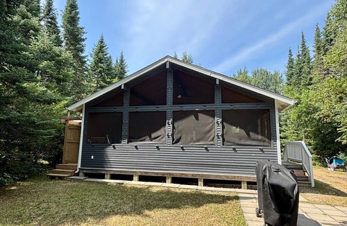 Victoria Beach Cottage | NEW NIRVANA RENTALS LISITING+ Victoria Beach-3 bedroom cottage with a Bunky
