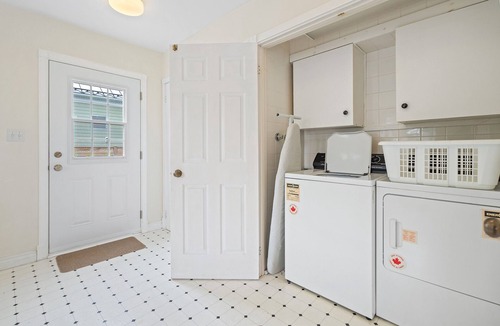 Old Town Historic District Cottage | NEW! The Cedar House - Steps from Queen Street