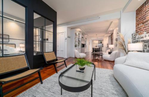 Saint-Roch Apartment | -NEW- The Rock and Red Luxury Condo