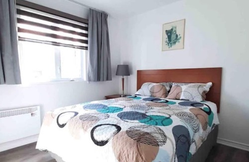 Sainte-Dorothee House | Newly Renovated Bungalow