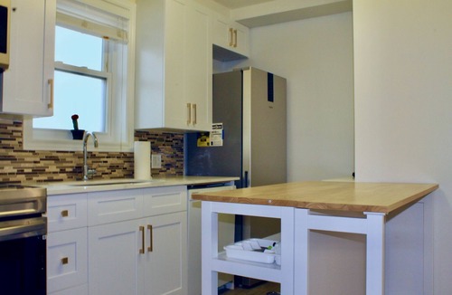Six Points House | Newly Renovated Etobicoke 3BR/2Bath Urban Oasis w/Patio