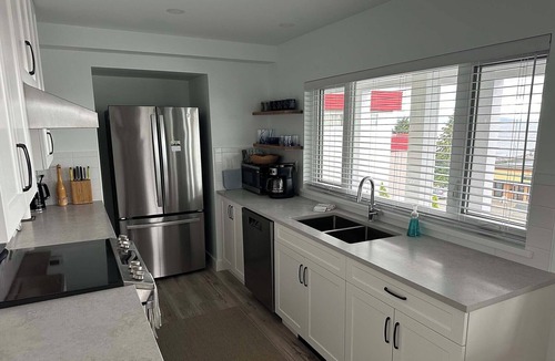 Powell River Apartment | Newly Renovated. Just steps from the ferry to Vancouver Island.