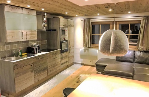 Distelberg Apartment | Nice apartment for 5 people with WIFI, TV, balcony and pets allowed