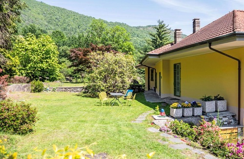 Mergozzo Apartment | Nice apartment for 6 guests with WIFI, TV and terrace