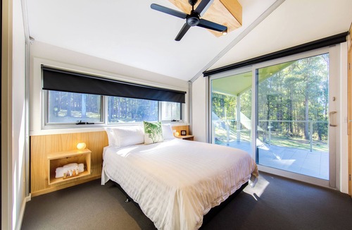 Porepunkah House | Nine Steps - private estate on 29 acres with stunning views of Mount Buffalo