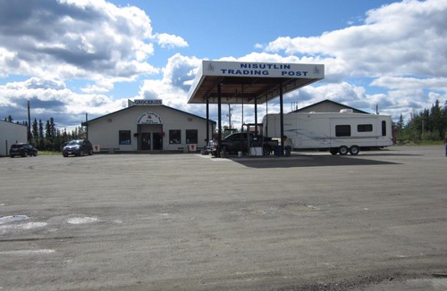 Teslin Hotel | Nisutlin Trading Post Motel