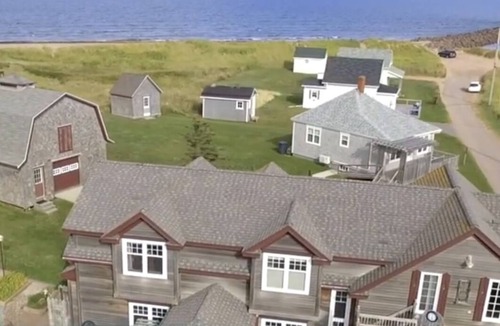 Anne's Land House | North Rustico beach house with million dollar ocean views- 2 min walk to beach!