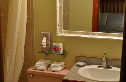 East Kootenay Hotel | North Star Motel