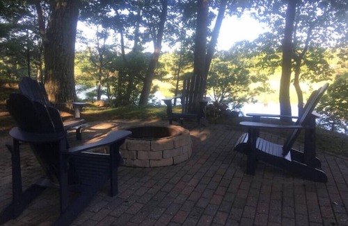 Lansdowne Cabin | nPerfect Getaway with your own private Hottub- Bella Vistan