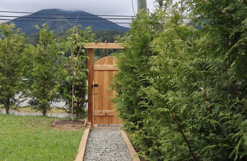Lake Cowichan House | Nuestra Casa – Beautiful and spacious downstairs suite in Lake Cowichan