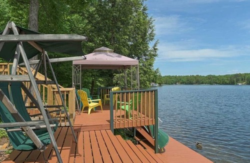Nipissing Cottage | Oakstone Haven - Three Bedroom Cottage, Sleeps 6