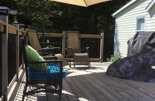 Fox Point House | Ocean front cottage in the heart of Hubbards.