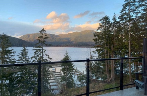 Port Renfrew House | Ocean Serenity (Oceanfront, Amazing Views) H319210275