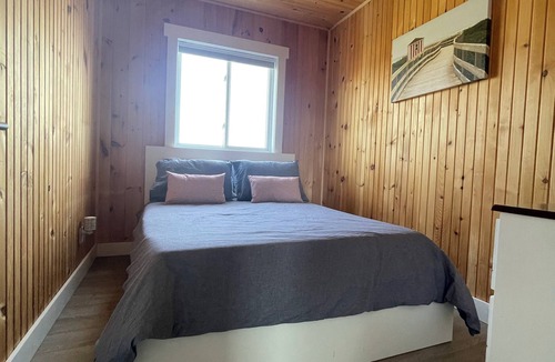 Savage Harbour Cottage | Ocean view cottage, steps from beautiful north shore beach.