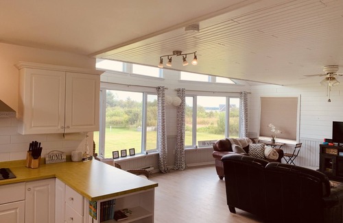 Morell Cottage | Ocean view cottage at St. Peter’s Bay