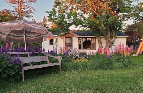 Stanhope Cottage | Oceanfront Cottage by Stanhope Beach- Adults only 2 bedroom - Sea la Vie