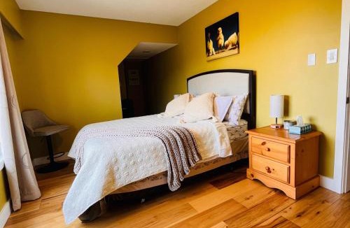 Regional District of Nanaimo Bed & Breakfast | Oceanside Manor - Ocean View