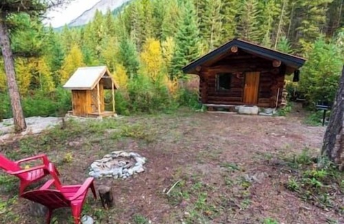 Blaeberry Cabin | Off-Grid Cabin with private waterfalls