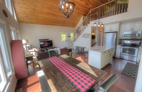 Rideau Lakes House | Ohana Cottage- Big Rideau Lake