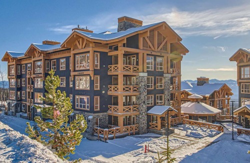 Big White Ski Resort Condo | Okanagan - Stonegate Resort Unit A202