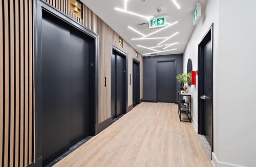 Old Montreal Apartment | Old Montreal Luxury Apartment 11