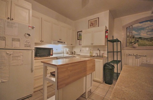 Neufchatel Est–Lebourgneuf House | Old rustic house Espace Interessant Quebec