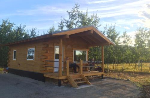 Whitehorse House | Oma's and Opa's Northern Lights Viewing Cabin