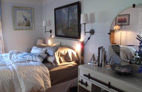 Wheatley Bed & Breakfast | Omstead's On Erie