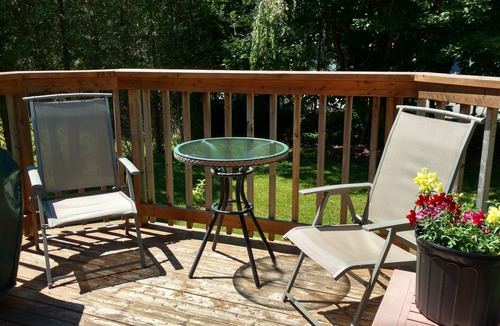 Mahone Bay Cottage | On a quiet, narrow Lane walking distance to all amenities