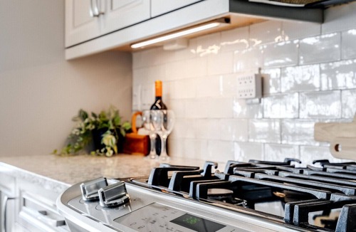 Leamington Cottage | ON POINT: Pelee Beach House