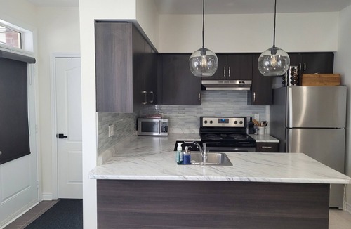L'Amoreaux House | Open & Spacious 2bd/2.5bath Townhouse w/2offices