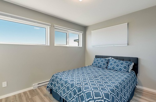 Saanich East House | Orca View Suite 10 Mile Point