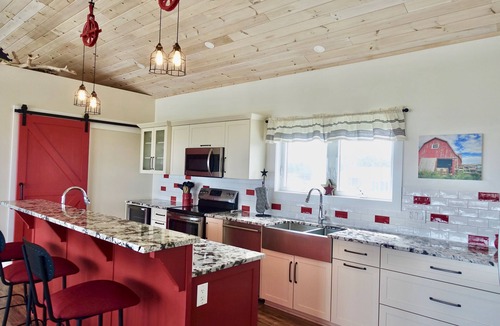 Darnley Cottage | Orion's Porch PEI - Unique Beach House with Best Views of Thundercove Beach