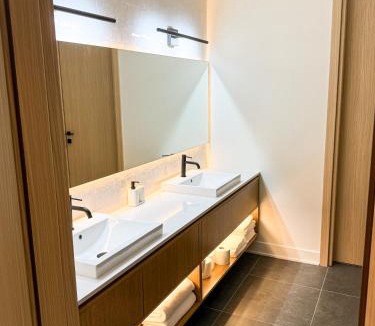 Versant Soleil Apartment | Ostrya Luxury Condo, Steps from the Slopes!