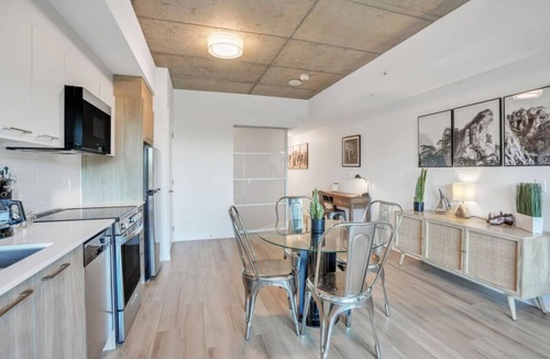Industrial Park Apartment | Ottawa - Robinson 1B