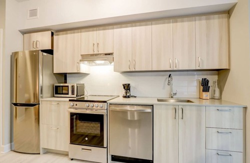 Byward Market - Parliament Hill Apartment | Ottawa - The Met Studio