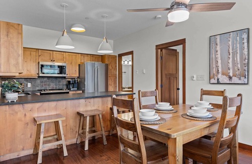 Sun Peaks Condo | Outdoor Adventure at Sun Peaks 33 - True Ski In/Out Access