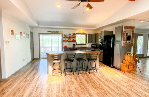 Roach House | Ozark Outing - a spectacular view of the Lake of the Ozarks