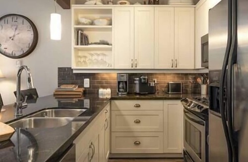 Regional District of Nanaimo House | Pacific Forest Beach House