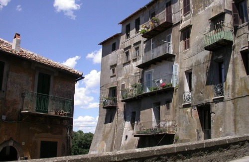 Vignanello Apartment | panoramic apartment, full of atmosphere, a few steps from the Ruspoli castle.