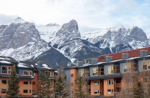 Canmore Condo | PANORAMIC VIEWS TO BANFF NATIONAL PARK | TWO STOREY PENTHOUSE | WINTER ON SALE