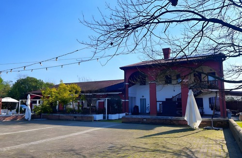 Santa Maria di Sala Apartment | Papaveri E Papere Room – Selleria Style in Caltana