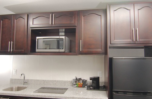 Redwater Hotel | Paradise Inn and Suites - Redwater