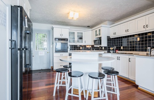 Lion's Head Cabin | Paradise: Waterfront Gem with Georgian Bay Views