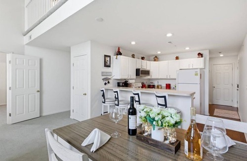 Kaiser Apartment | Park Place Villa|Seasonal Pool|LakeView|Gym