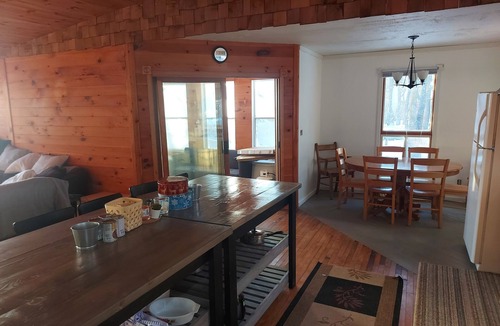 Riverton House | Partial lake view cabin at Balaton Beach with handicap access