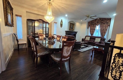 Newton House | Peaceful 5-bedroom House with WiFi in Surrey Central